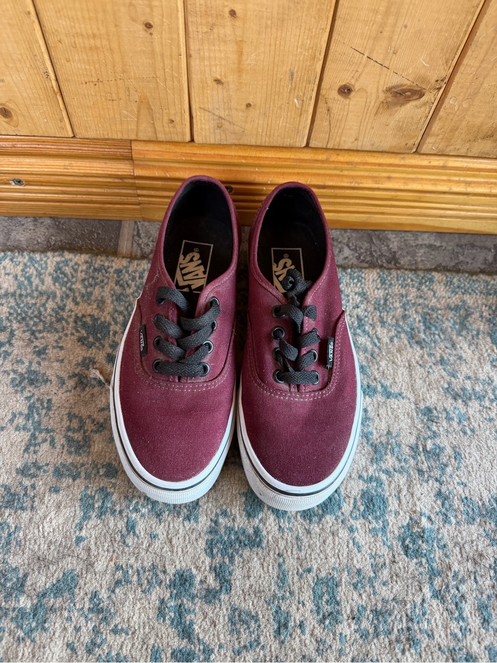 Vans Burgundy Canvas Low-Top Sneakers with Black Laces Women’s Size 5